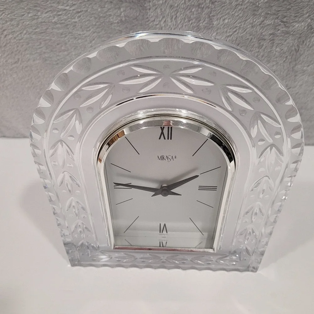 Mikasa Crystal Mantel Clock Quartz Germany Elegant Desk Shelf Decor Timepiece